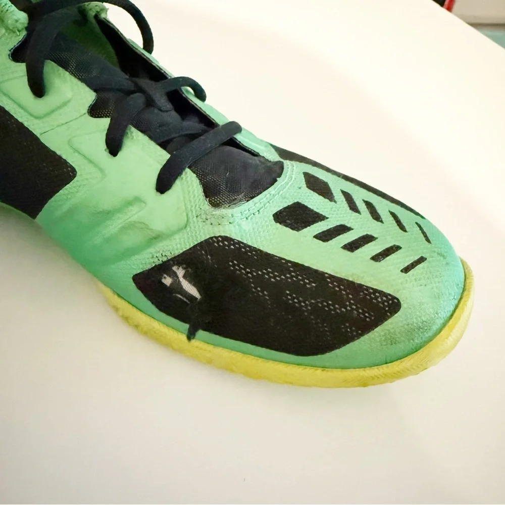 NIKE KB Mentality Kobe Bryant Black/Volt/Poison Green Men's Sneakers Size 11 - Picture 4 of 9